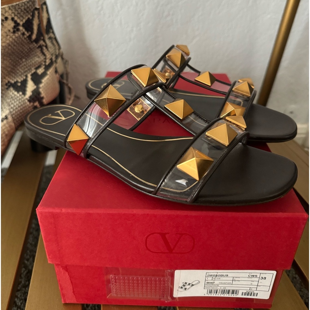 Brand New  Valentino Garavani Roman Stud leather sandals
